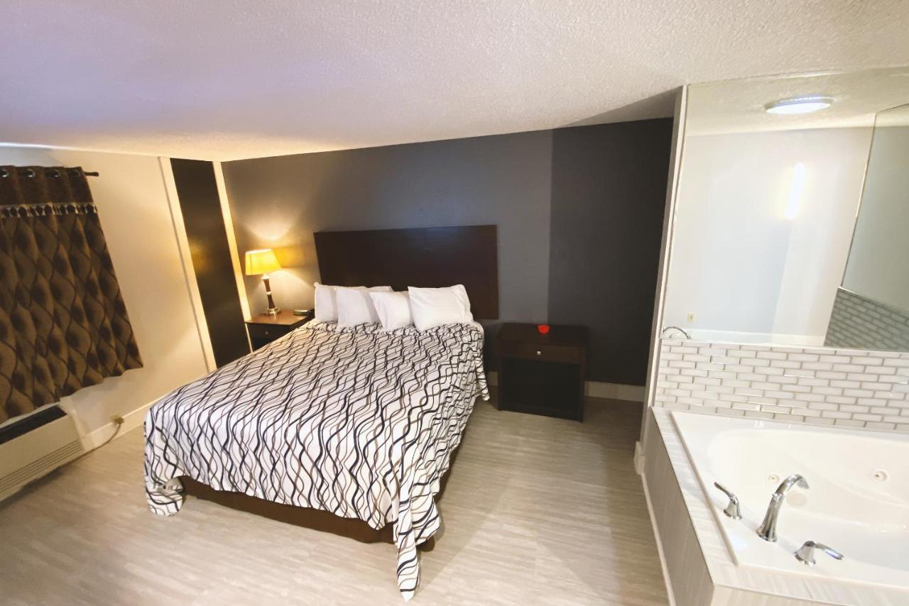 Coratel Inn & Suites By Jasper Hastings 外观 照片