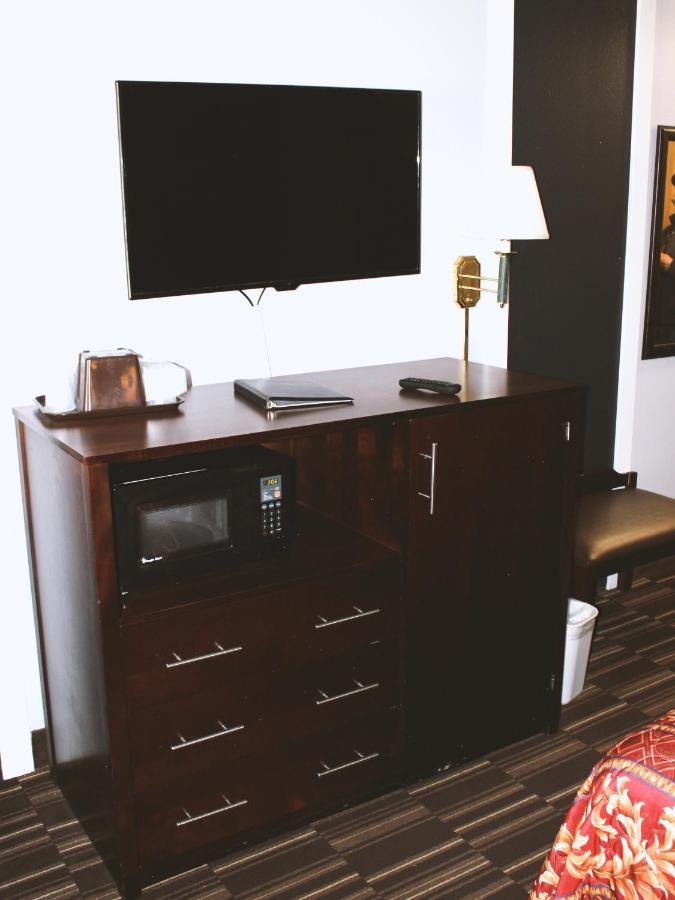 Coratel Inn & Suites By Jasper Hastings 外观 照片