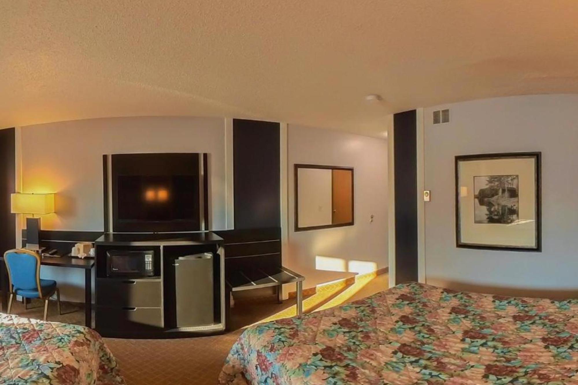 Coratel Inn & Suites By Jasper Hastings 外观 照片