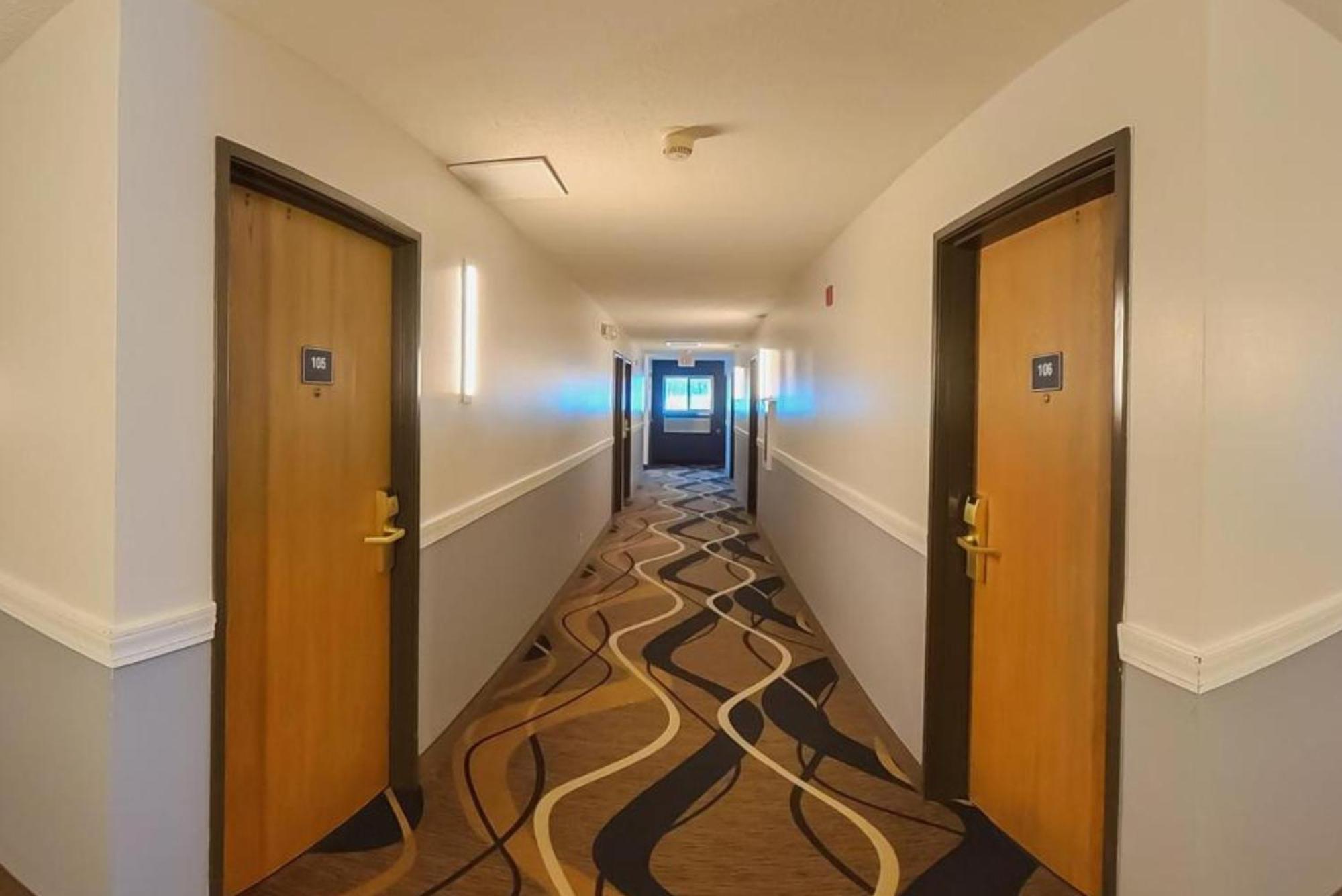 Coratel Inn & Suites By Jasper Hastings 外观 照片