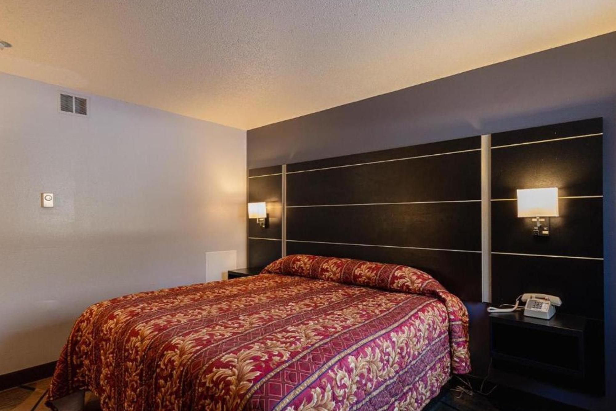 Coratel Inn & Suites By Jasper Hastings 外观 照片