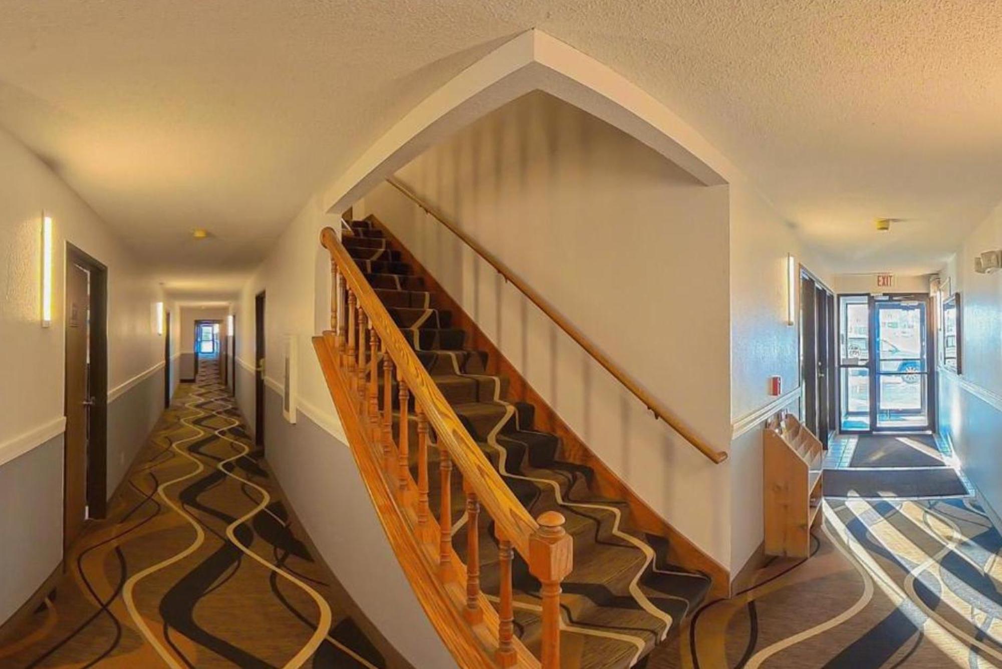 Coratel Inn & Suites By Jasper Hastings 外观 照片