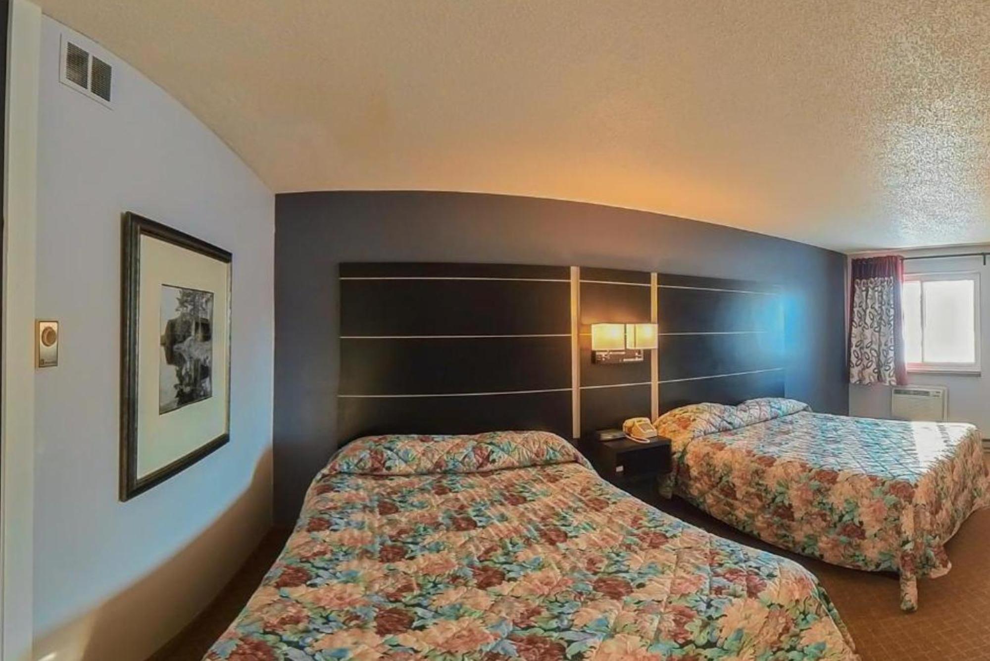 Coratel Inn & Suites By Jasper Hastings 外观 照片